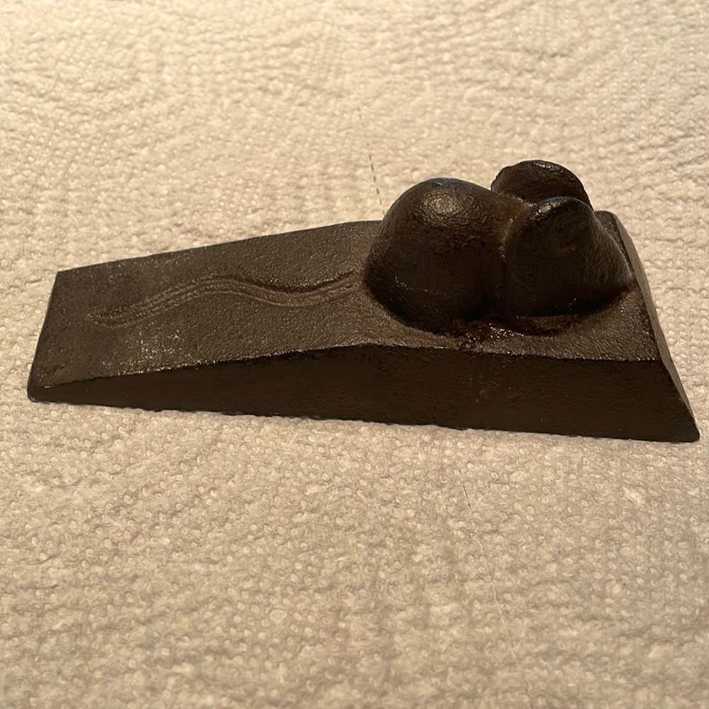 Mouse door stop